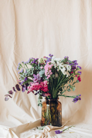  Hong Kong Florists: A Flowering Trade