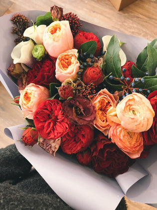  Embrace Each Season with Perfect Bouquet Styles